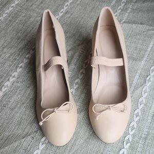 Women’s Cream Ballet Heels with Strap